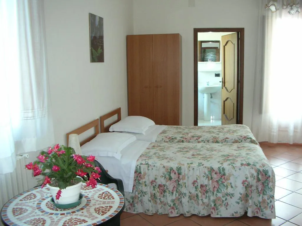 *** Bed & Breakfast B&B Villa Refe Linguaglossa Italia